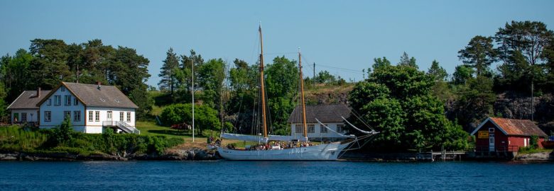 Langøya Hovedgård